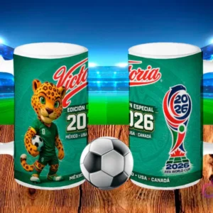 Dos tarros cerveceros blancos sublimados con diseños de cerveza Victoria Edición Especial 2026, presentando el jaguar mascota y el logo FIFA World Cup, sobre fondo de estadio