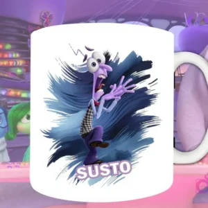 Plantilla de sublimación para taza con Susto (Temor) de Intensamente 2, diseño PNG morado con expresión de pánico y fondo artístico azul y morado.