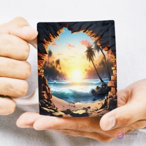 Mug con diseño 3D de un dramático atardecer sobre el océano con olas rompiendo en una playa de arena y palmeras, enmarcado por rocas, sostenido por manos.