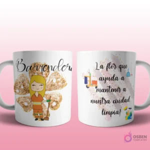 Mug mockup con diseño de bombera caricaturizada de cabello oscuro con uniforme rojo y hacha, sobre fondo abstracto azul y rojo con brillos y frase 'La flor que nos ayuda cuando estamos en peligro'.