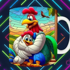 Mockup de taza blanca con diseño del Gallo Claudio abrazando a un pollito en estilo vitral, fondo de paisaje rural y luces de neón 'PAPÁS DIVERTIDOS'.