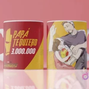 Mockup de taza con diseño para el Día del Padre de Iron Man y Tony Stark con Morgan, frase 'Papá te quiero 3.000.000', fondo rojo y amarillo de Avengers