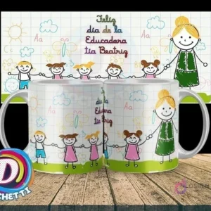 Taza para el Día de la Educadora Tía Beatriz con diseño de dibujos infantiles de maestra y niños, fondo de cuaderno escolar.
