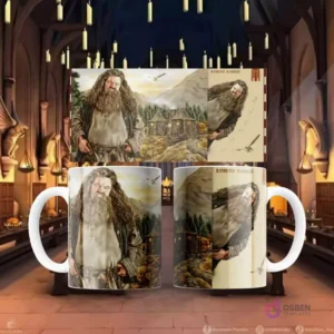 Plantilla de sublimación para taza con diseño de Rubeus Hagrid frente a su cabaña, frente y perfil, con detalle de aves.