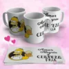 Tres tazas sublimadas con diseño de Homero Simpson bebiendo cerveza y frase 'Amor Alegría y Cerveza Fría', junto a las plantillas en papel.