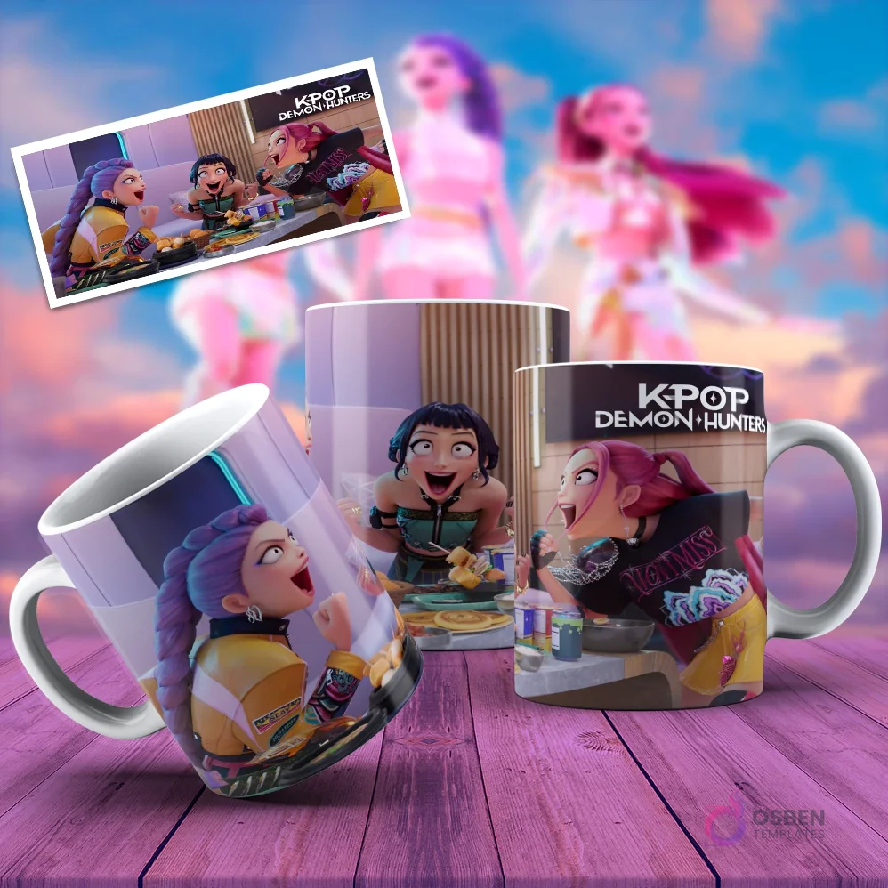 Taza sublimada con dos personajes femeninos de KPOP Demon Hunters cenando o celebrando, con expresiones alegres y vibrantes Taza sublimada con dos personajes femeninos de KPOP Demon Hunters cenando o celebrando, con expresiones alegres y vibrantes