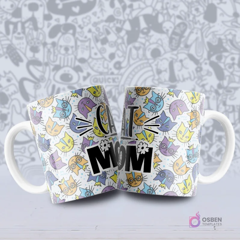 Par de tazas blancas sublimadas con un patrón de gatos animados en tonos morado, amarillo, azul y verde, y la frase 'CAT MOM'. Par de tazas blancas sublimadas con un patrón de gatos animados en tonos morado, amarillo, azul y verde, y la frase 'CAT MOM'.