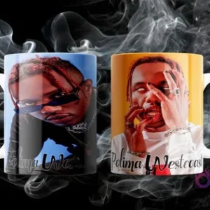 Dos tazas blancas sublimadas con representaciones artísticas de Polimá Westcoast, sobre un fondo oscuro con humo.