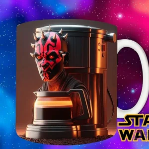 Diseño para taza de sublimación con Darth Maul transformado en una cafetera de goteo, con sus icónicos cuernos y marcas rojas, sirviendo café.