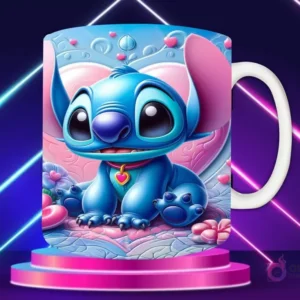 Taza sublimada con diseño 3D de Stitch sentado feliz, rodeado de muchos corazones rojos vibrantes en relieve.