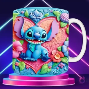 Taza sublimada con diseño 3D de Stitch sentado feliz, enmarcado en un corazón brillante con flores blancas y pequeños corazones en relieve.