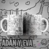 Dos tazas blancas sublimadas con diseño para colorear de Adán y Eva en el Jardín del Edén, con un león sonriente y otros animales. Texto 'ADÁN Y EVA' en primer plano.