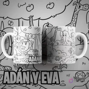 Dos tazas blancas sublimadas con diseño para colorear de Adán y Eva en el Jardín del Edén, con un león sonriente y otros animales. Texto 'ADÁN Y EVA' en primer plano.