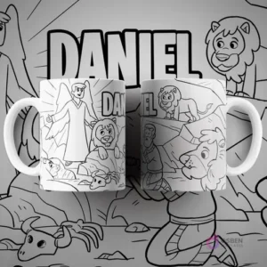 Dos tazas blancas con diseño para colorear de Daniel en el foso de los leones, mostrando a Daniel, un ángel y leones alrededor. Texto 'DANIEL' visible.