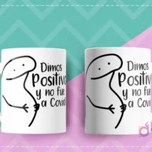 Dos tazas blancas con diseño Flork de embarazo y el texto 'Dimos Positivo y no fue a Covid'.