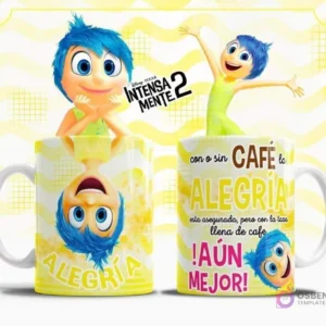 Plantilla sublimación taza Alegría Intensamente 2, personaje amarillo sonriendo con cabello corto azul y fondo de ondas amarillas, frase 'Con o sin CAFÉ la ALEGRÍA está asegurada, pero con la taza llena de café ¡AÚN MEJOR!'.