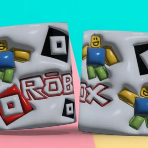Taza 3D con diseño de personajes noobs clásicos de Roblox, logo de Roblox y elementos cuadrados en fondo blanco