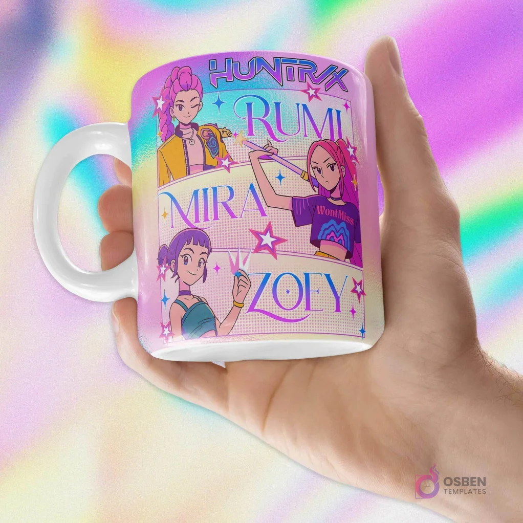 Taza blanca sublimada con diseño HUNTRIX de Mira, Rumi y Zoey en estilo anime, cada una con su nombre, enérgico fondo multicolor. Taza blanca sublimada con diseño HUNTRIX de Mira, Rumi y Zoey en estilo anime, cada una con su nombre, enérgico fondo multicolor.