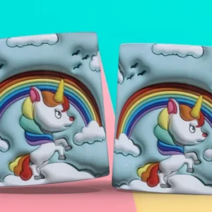 Taza 3D con diseño de unicornio blanco con cuerno arcoíris, crin de colores y nubes, con arcoíris de fondo