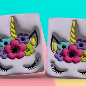 Taza 3D con diseño de cara de unicornio durmiendo con ojos cerrados, pestañas largas y flores de colores como cuerno